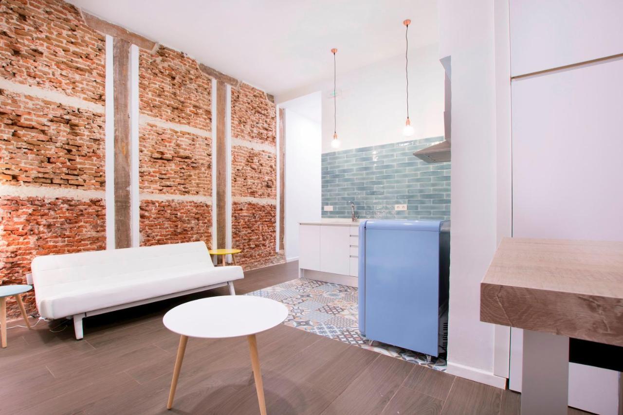 Fancy One-Bedroom La Latina Madrid Bagian luar foto